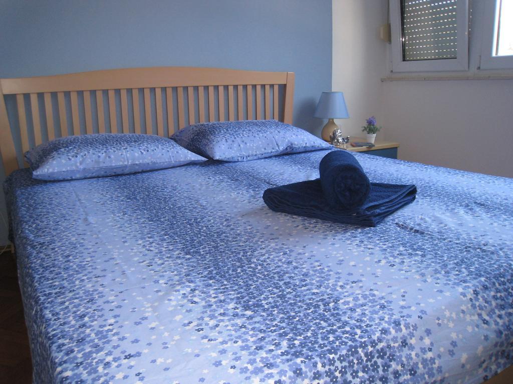Apartment Ella Mare Задар Стая снимка